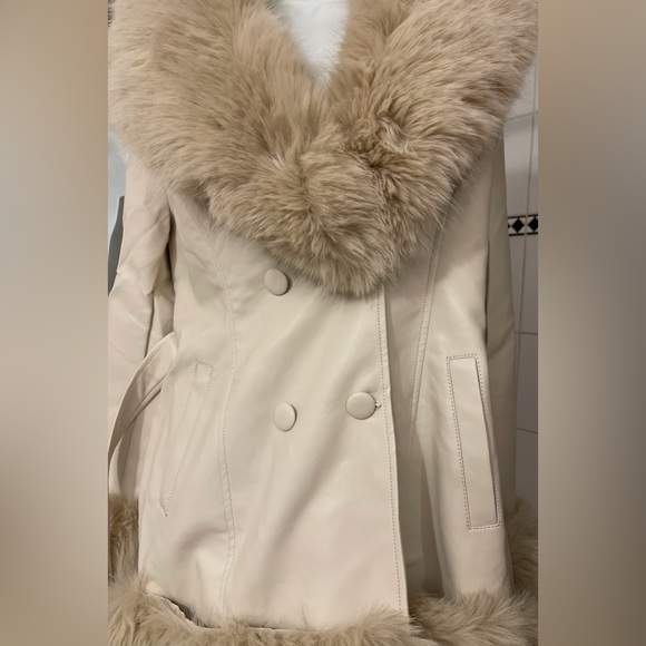 New Size Large Faux Leather Long Coat with Faux Fur Removable Trim, light beige - Picture 8 of 16